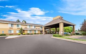 Comfort Inn West